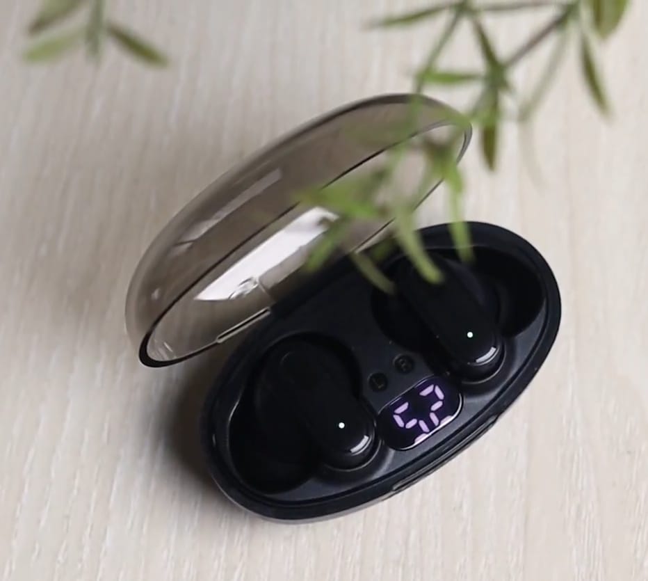 Mobicom TWS-T30 High-quality Bluetooth earbuds with 13mm large dynamic coil and led digital display - deep bass. 