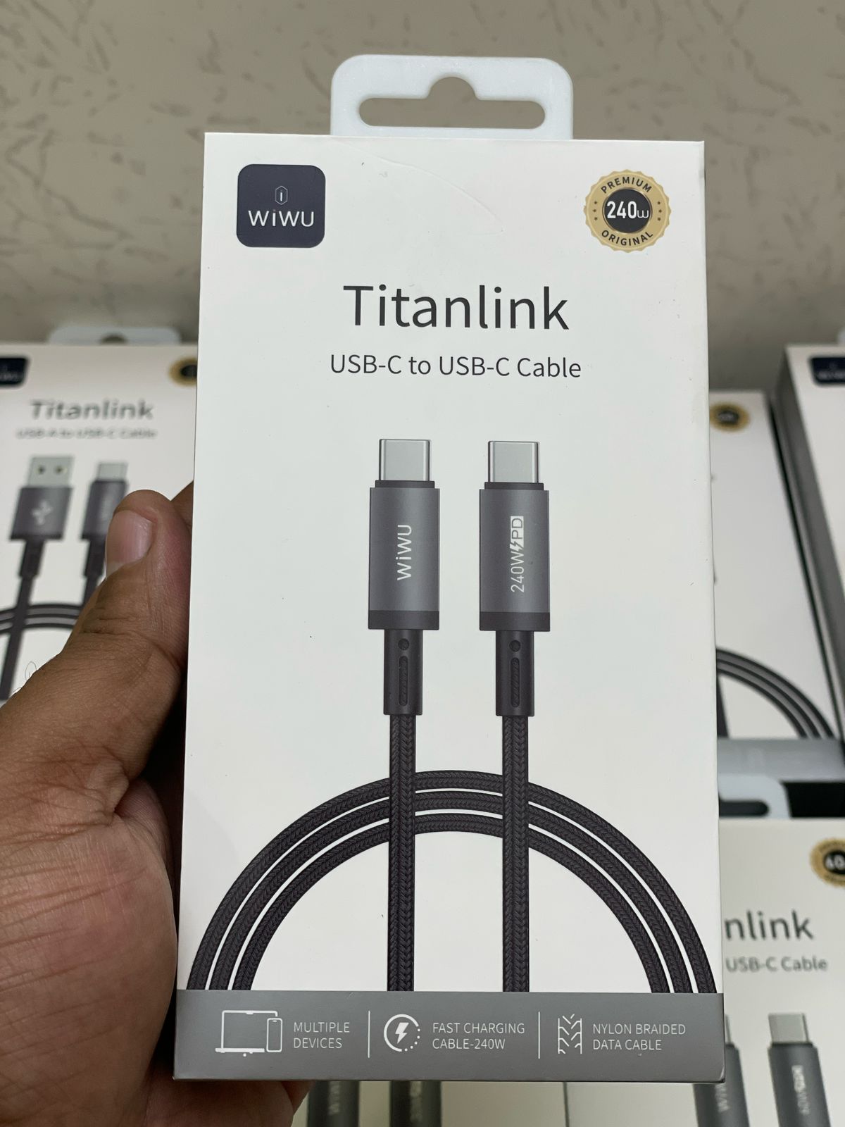 WiWU 1M Aluminum alloy Nylon braided TITAN LINK Series Charging Cable with 240W USB-C to C #Wi-C058. 