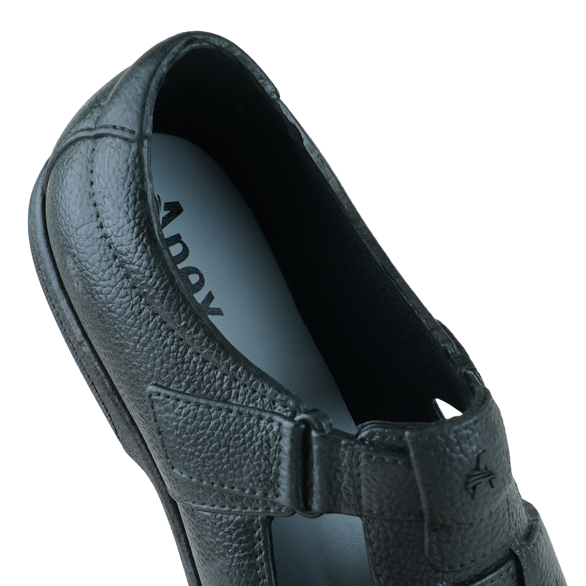 Apex Men's Waterproof Close Sandal. 