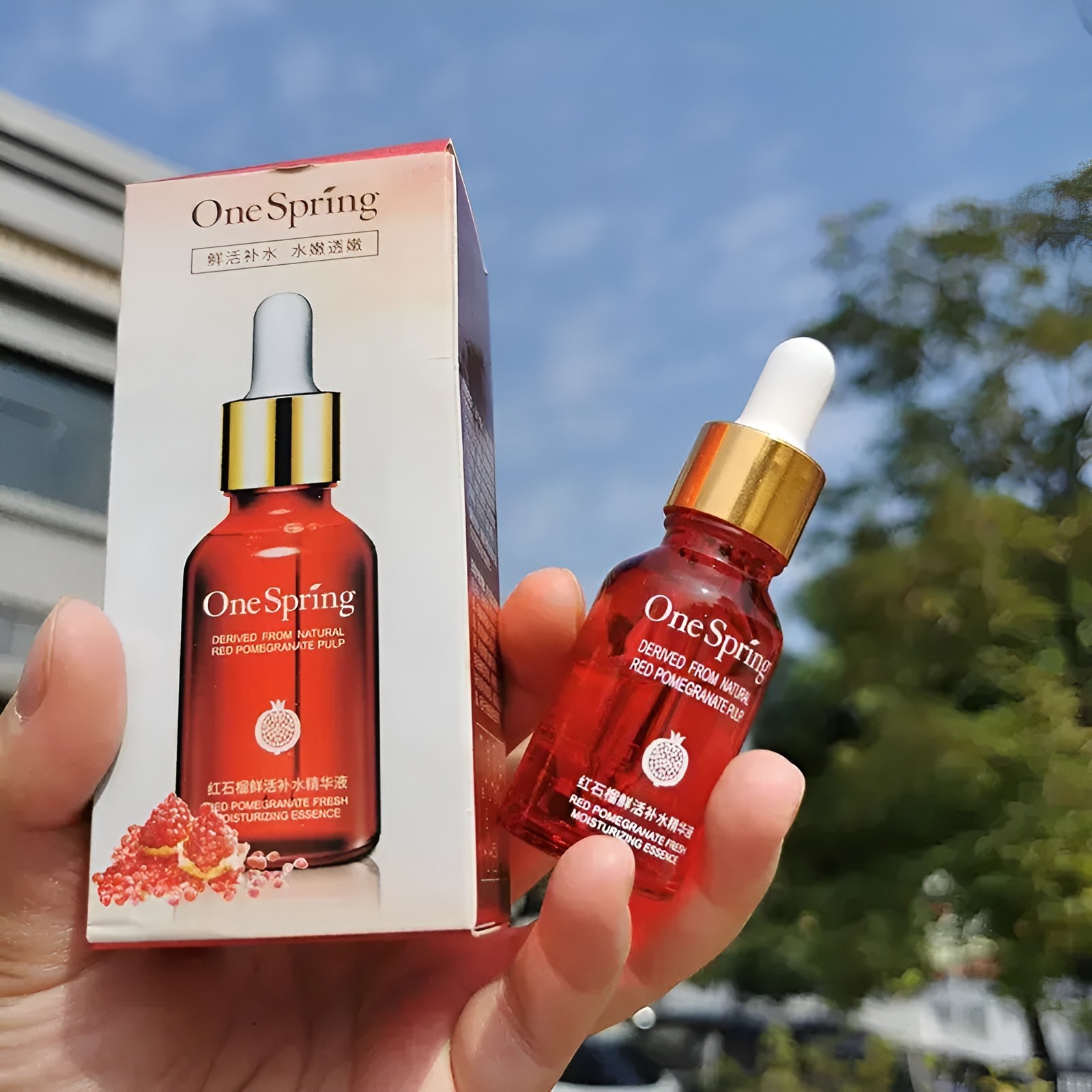 One Spring Red Pomegranate Nourishing Moisturizing Essence Serum-15 ml One Spring Red Pomegranate Nourishing Moisturizing Essence Serum-15 ml