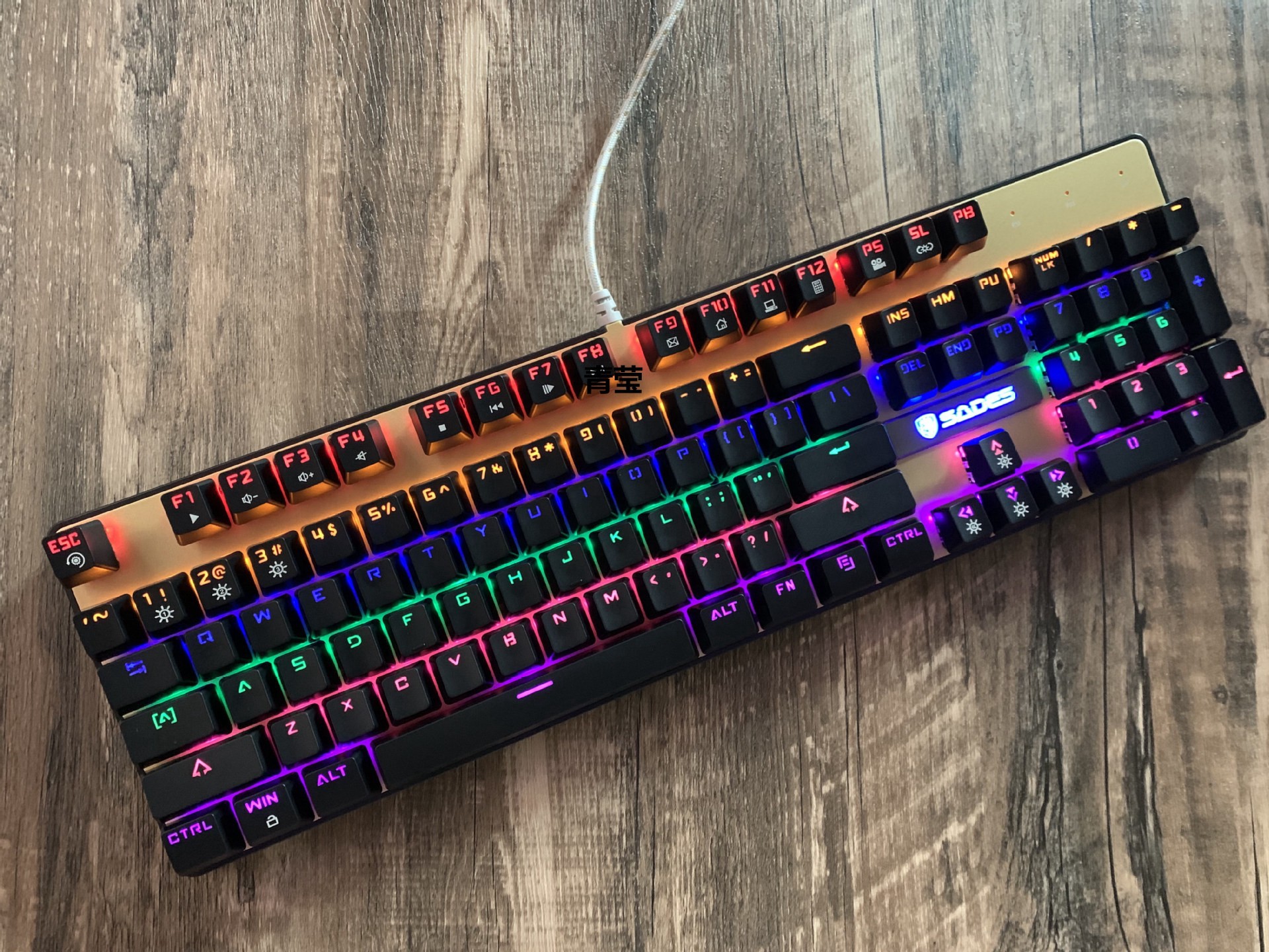 Sensonny-9 second-hand mechanical keyboard, 104 keys, 87 keys, black switch, brown switch, red switch, blue switch, mixed light, color-matching, green claw. 