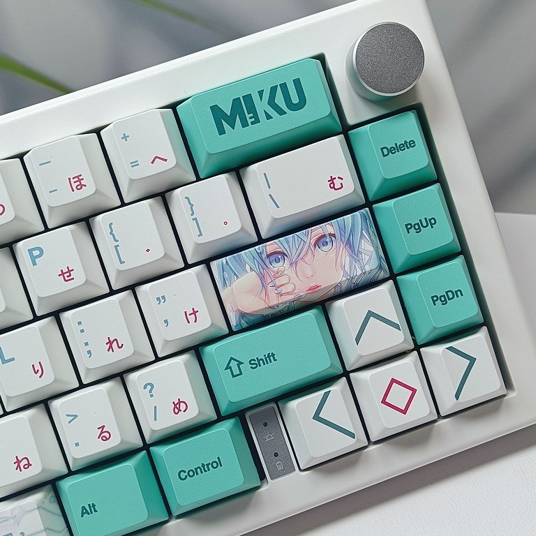 Applicable Hatsune Miku theme keycaps original PBT sublimation keycaps adapt to 61/64/68/84/87/98/1. 