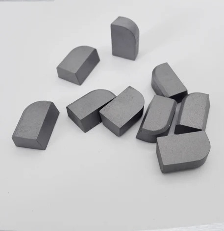 Diamond Carbide tips 1/2 inch right side 5 pcs cemented Carbide, YG6 dimond Tips for turning tool, threading tool, lathe tool same as picture. 