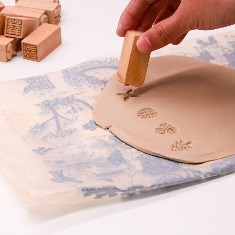 Hand Carved Wooden Stamps Wood Seal for Printing DIY Clay Pottery Printing Blocks Clay Tool Fish Bone / Squirrel / Flower / Deer SnowWhite. 