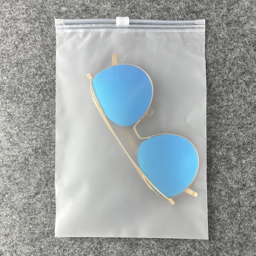 Matte Ziplock Storage Bag Clothes Packaging Custom Frosted CPE Slider Ziplock Bag Waterproof And Dust Proof Plastic Zipper Bags. 