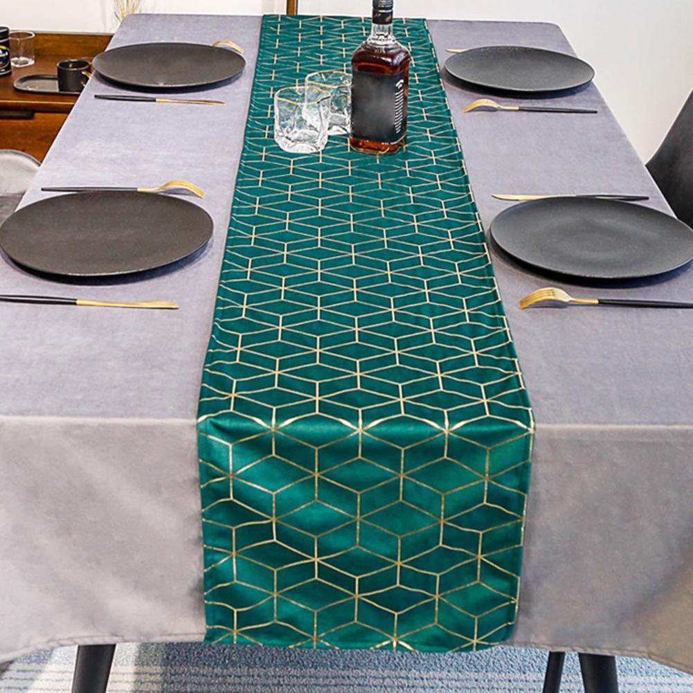 32x180cm Nordic Luxury Table Runner Square Plaid Velvet Bed Runner Retro Green Bronzing Diamond Bed Tail Gold Dining Table Decor. 
