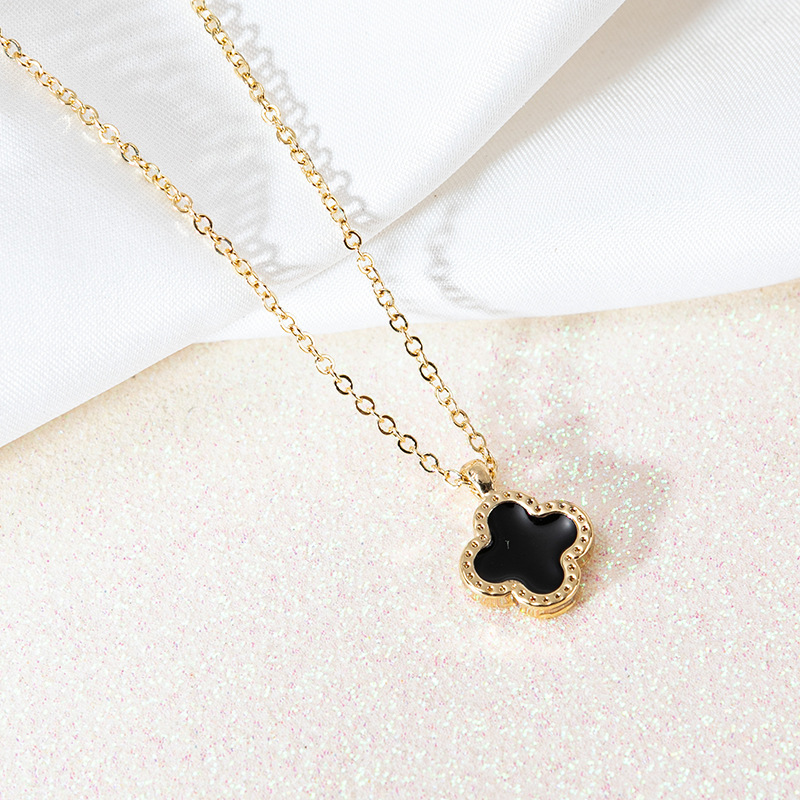 Clover necklace for women 2023 Korean style simple and fashionable summer versatile clavicle chain accessories bestie jewelry