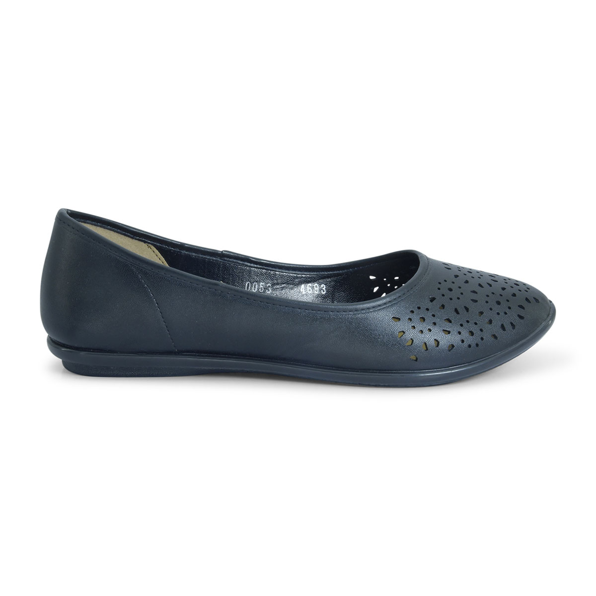 bata girl shoes price