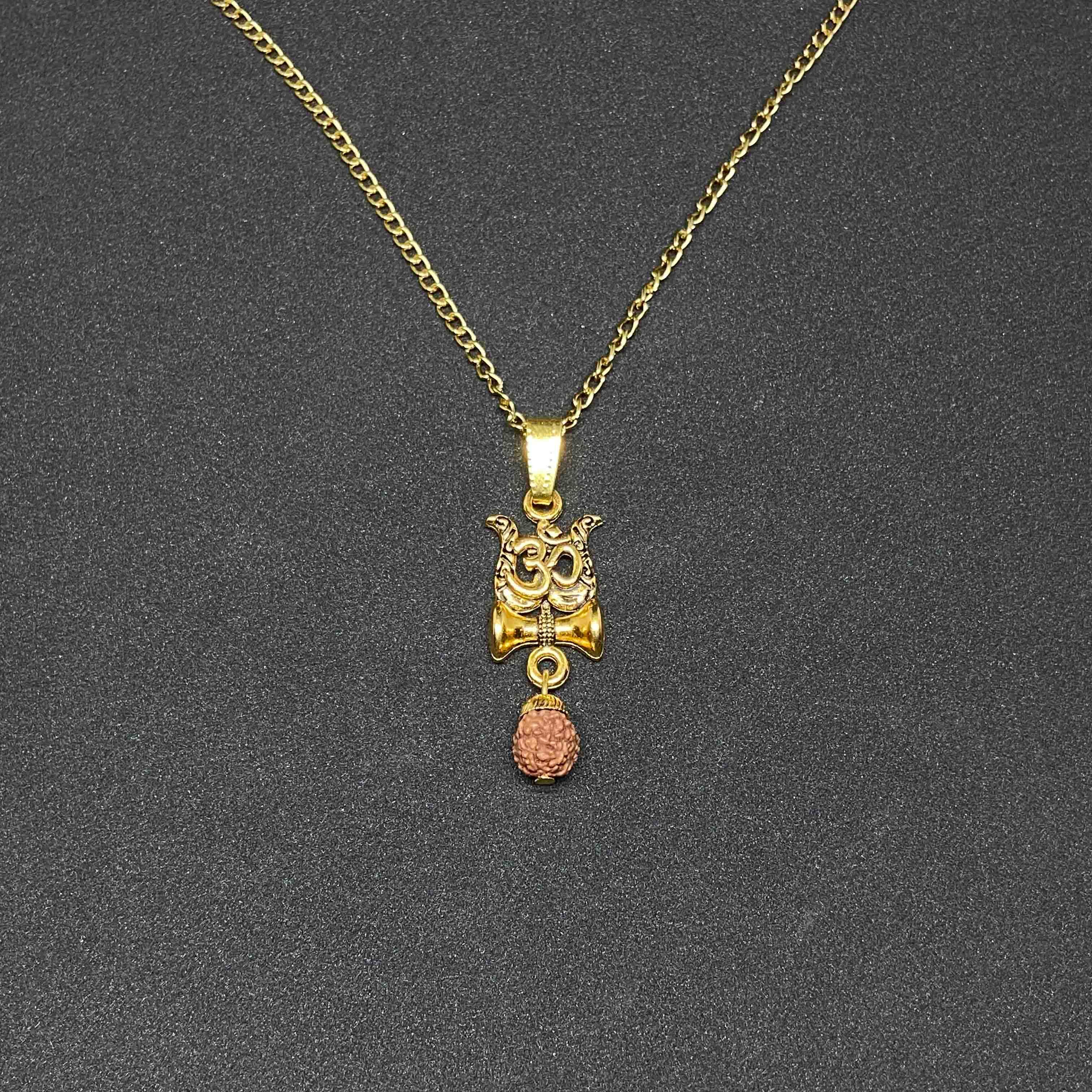 Understated -Craftsmanship and Trendy -Om Locket with Chain fo Men & Women / Golden- Progressively Better Preferble - Low Hassle and Maintanance. 