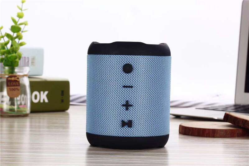 New mini portable computer wireless card insertion, USB flash drive, Bluetooth speaker, subwoofer, private model. 