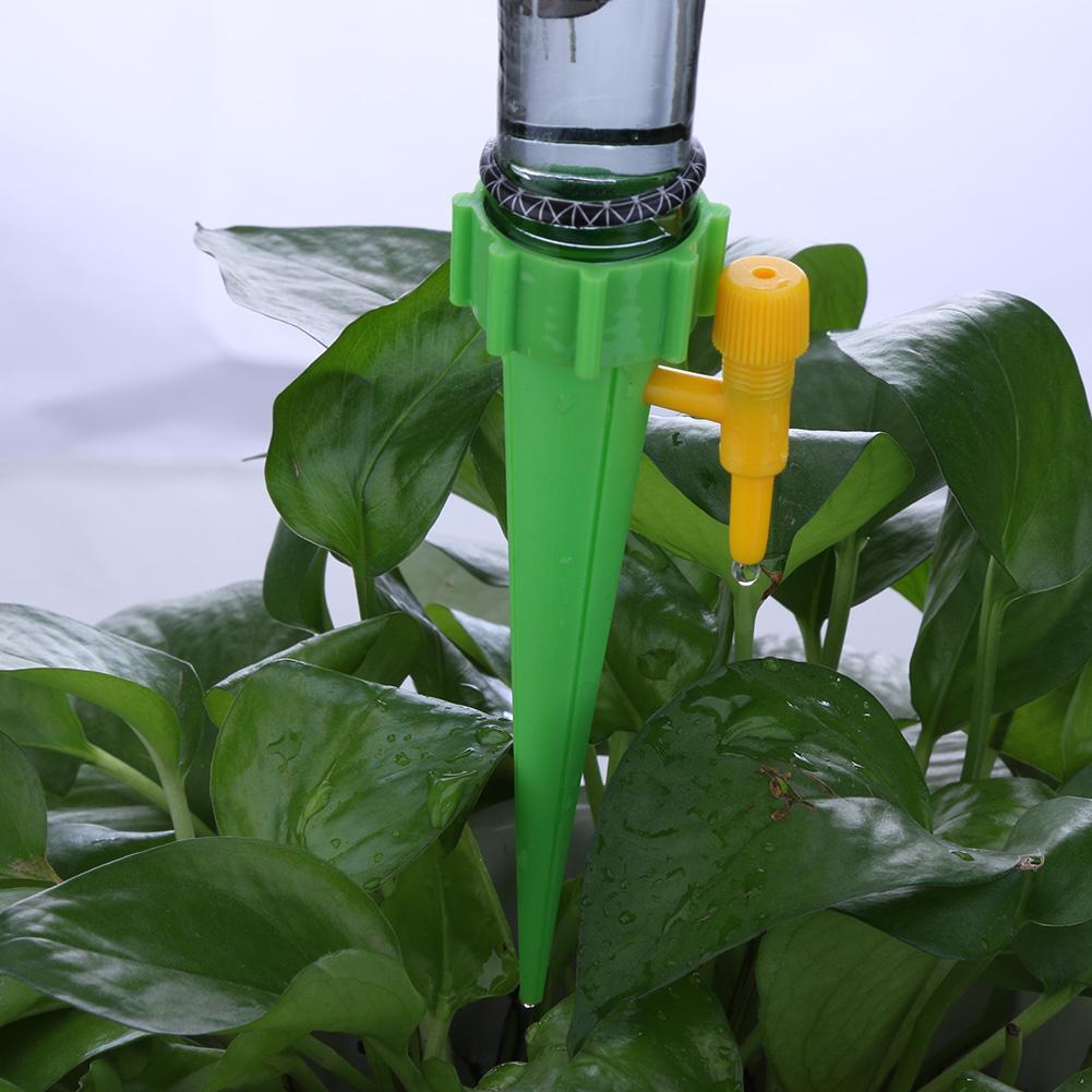 Auto Drip Irrigation System Automatic Watering Spike for Plants. 