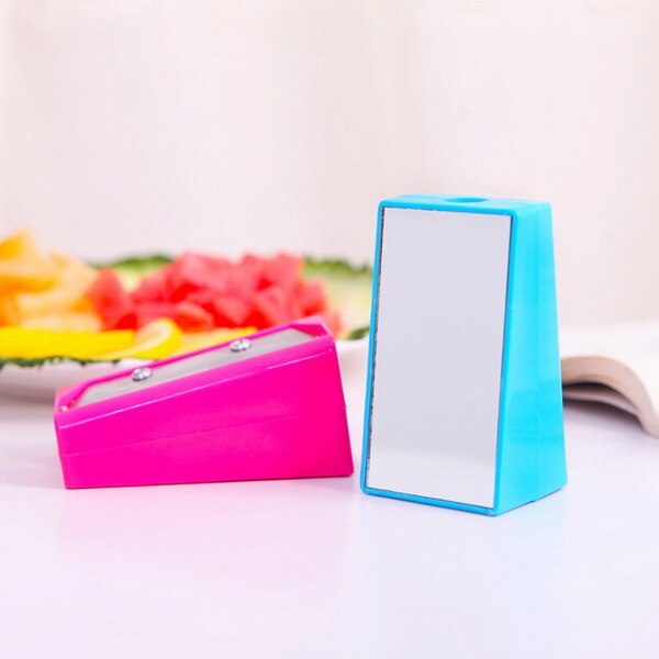 Carrot er Sharpener eeler itchen ool Vegetable Fruit Curl Sler. 
