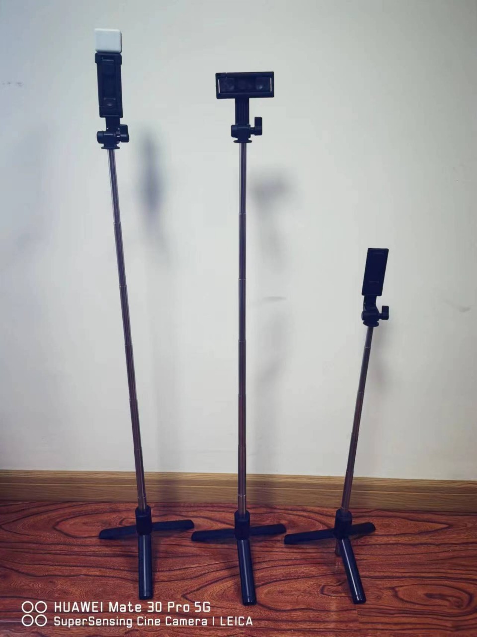H1 selfie stick: One meter long H1s selfie stick