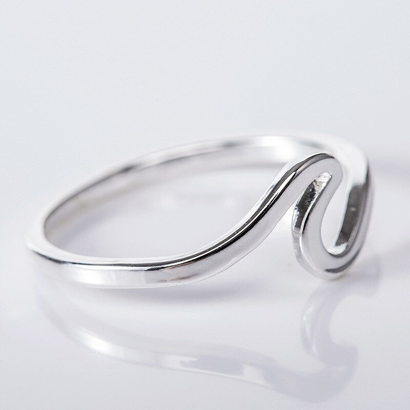 Simple Fashion Sea Wave Rings Ocean Surf Alloy Ring Rose Gold Plated Silver Color Finger Jewelry Rings for Women Surfer Gifts. 