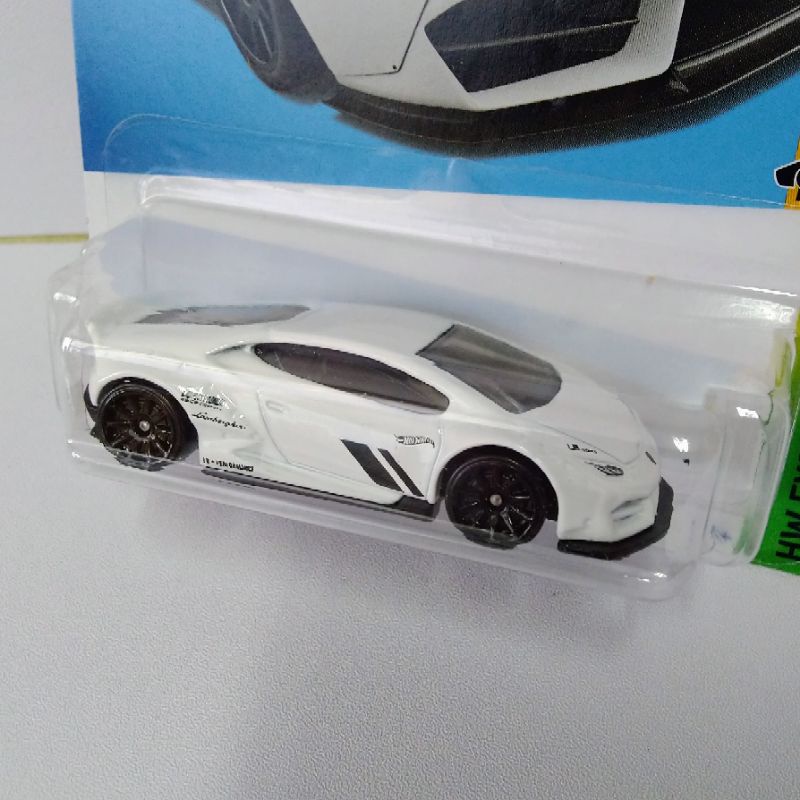 Captivating Make - Hot Wheels Lb - Works Lamborghini Huracan Coupe White; Scale - 1:64 - Offering value and flexibility - Upscaled Standard. 