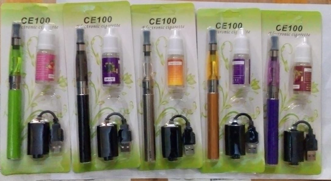 CE100 Vape Pen Type high  Quality performing Vape E cigarette  with juice free 1 liquid Red Color. 