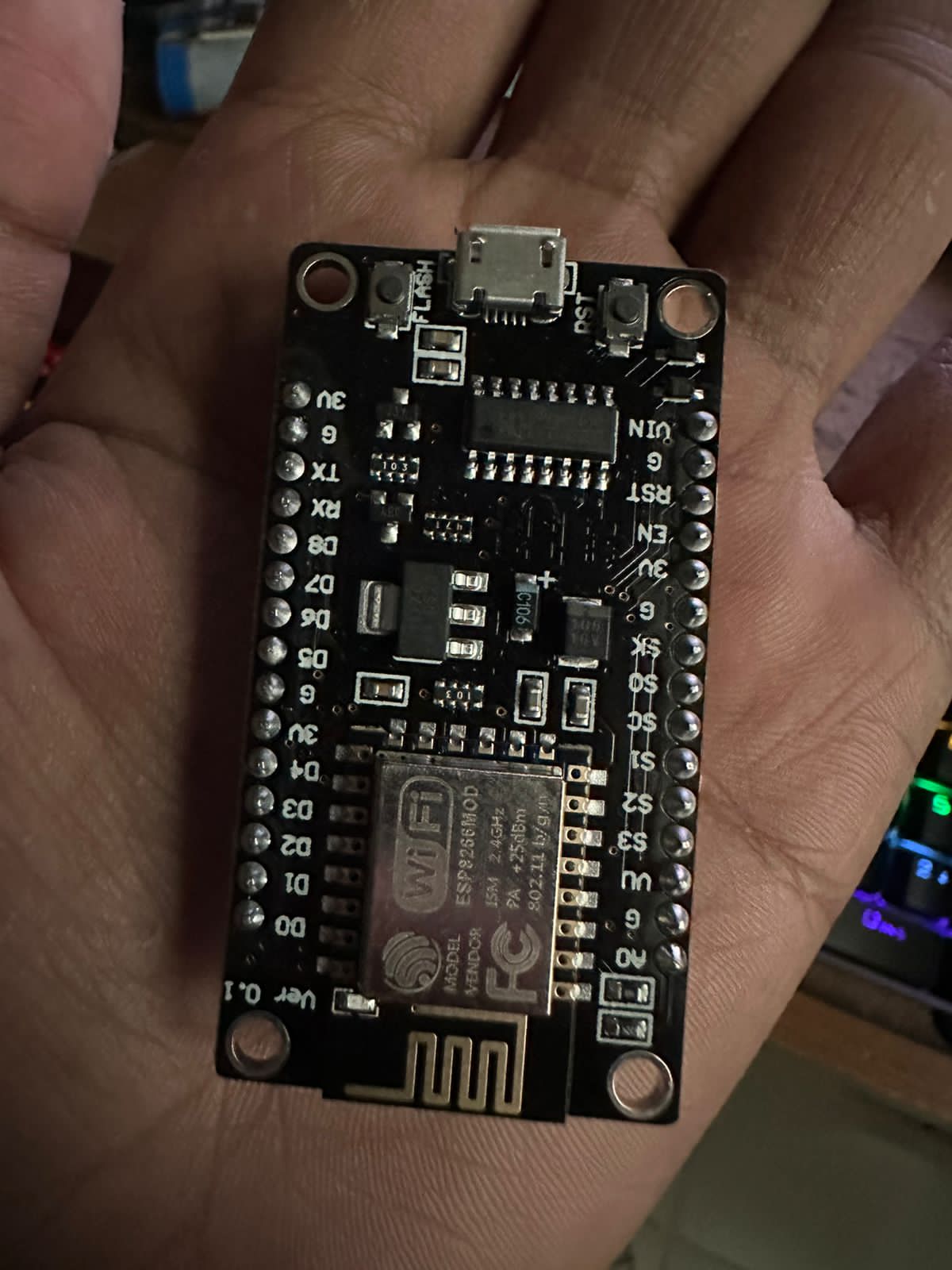 Wireless module CH340 CH340G NodeMcu  V3 V3 WIFI Internet of Things development board. 