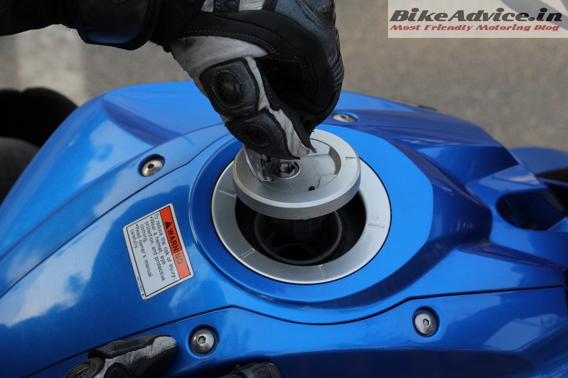 Suzuki gixxer online petrol tank cap