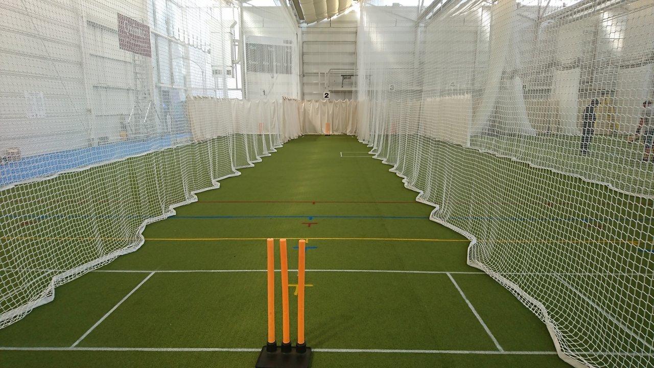 Cricket Practice Net Size 42 X 8 Feet - Improve Your Cricket Skills With This Durable And Easy-To-Install Practice Net - Cricket Net. 