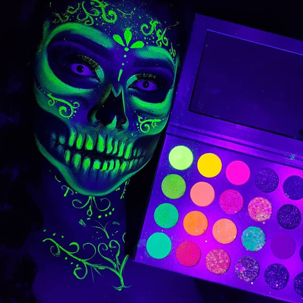 DE'LANCI Neon Glow in Dark Eyeshadow Pallet ,Aurora Stage Clubbing Makeup Kit ,Blacklight UV Fluorescent Eye Shadows Color. 