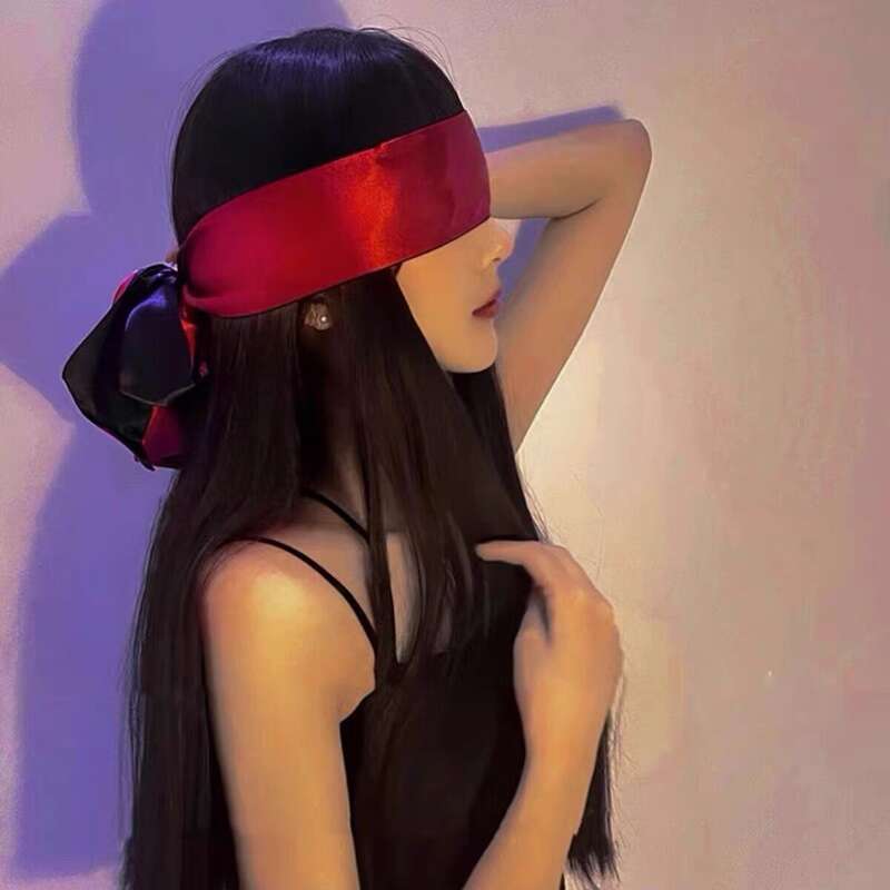 Silk satin face, fun and comfortable mask, handcuffs with double-sided straps, can be used for tying hands, silky couple, game, foreplay, eye covering. 
