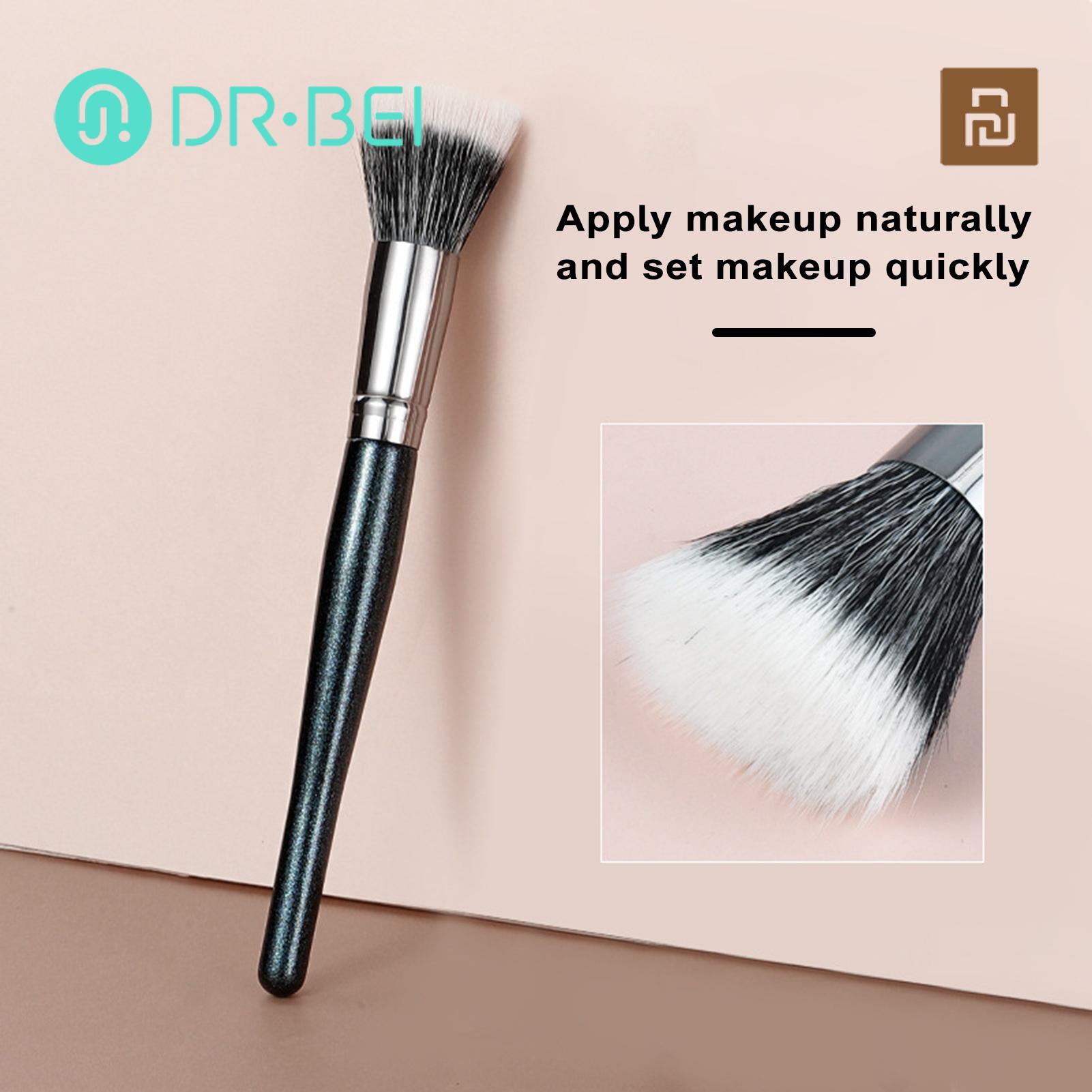 Fiber Stippling Brush Soft Fluffy Stippling Brush for Perfect Makeup Application Ideal for Foundation Loose Powder Eye Shadow Beauty Must-have for Women Two-layered Stippling Brush. 
