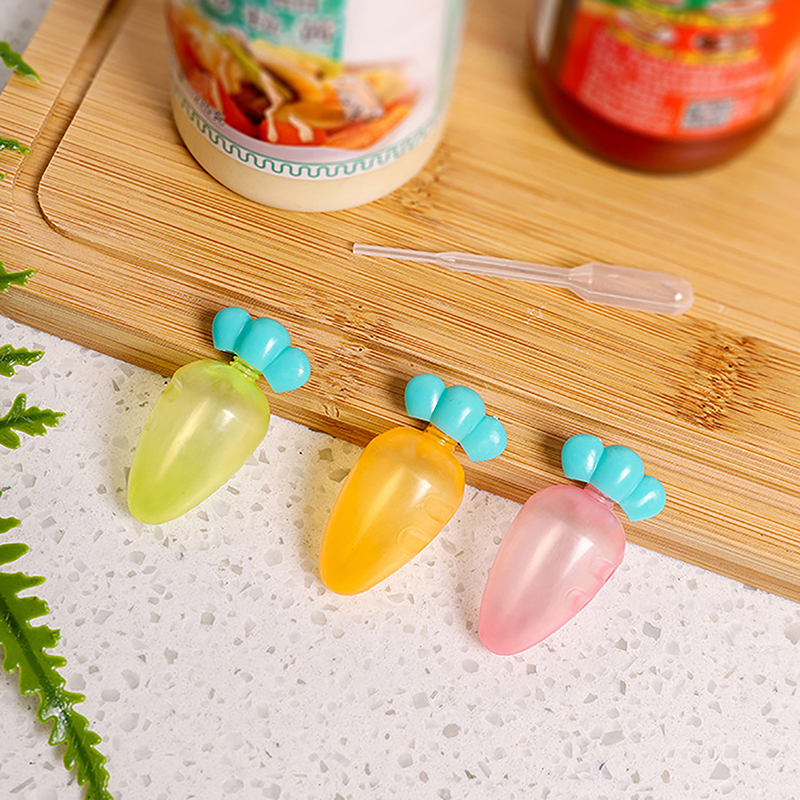 3pcs Mini Portable Carrot Sauce Bottle Cartoon Shape Cute Squeeze Sauce Bottle Vinaigrette Ketchup Dispenser Bottle