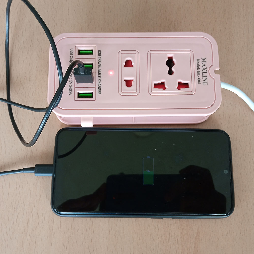 Maxline 4 USB Fast Charger and 2 Power Socket Multiplug. 