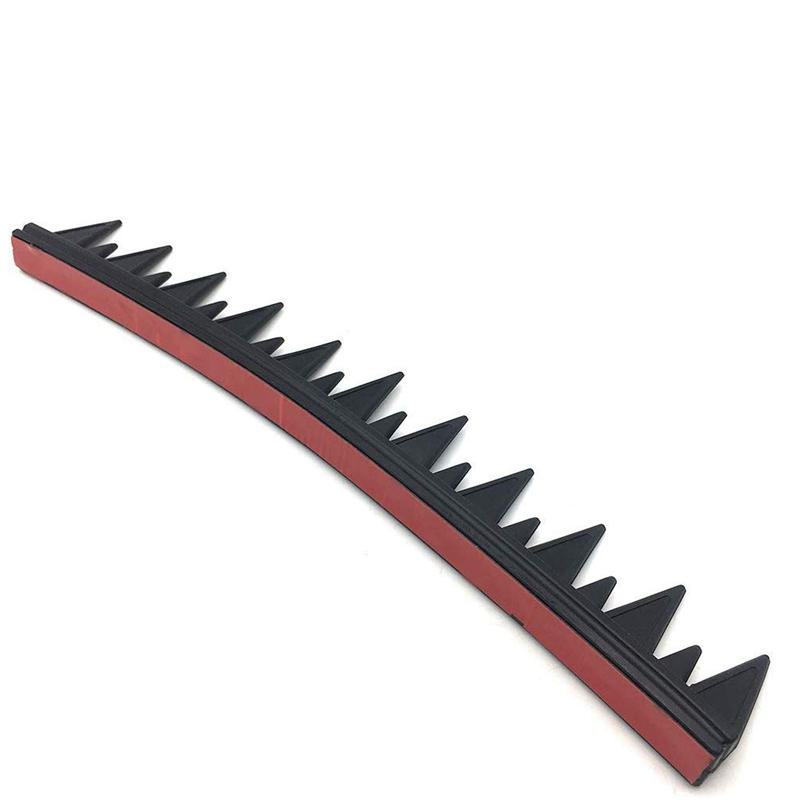 Reflective Motorcycle Helmet Mohawk Spikes Rubber Saw with Red Helmet Decals(Helmet Not Included). 