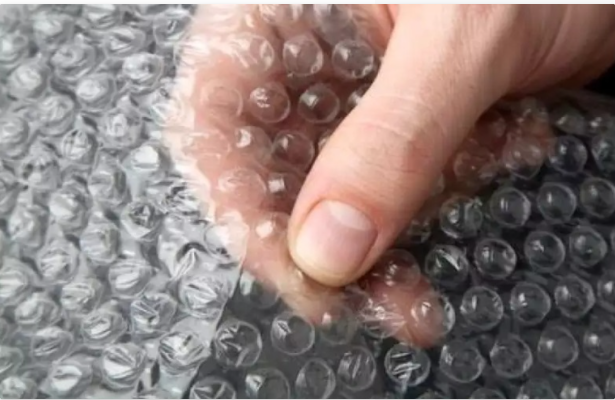 Bubble Wrap Paper Poly -5 Yard ( 15 Feet )