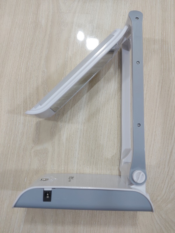 YAJIA Foldable Desk Lamp Rechargeable Table Lamp. 