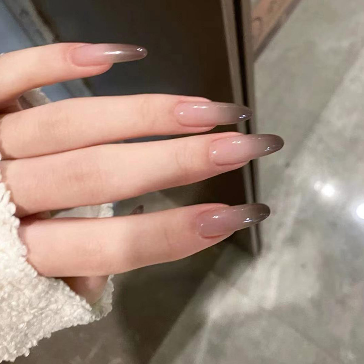 30pcs Vintage Red Nails Almond Shape Autumn Winter False Nails Press On Long Round Artificial Nail Atmosphere Nail Tip. 