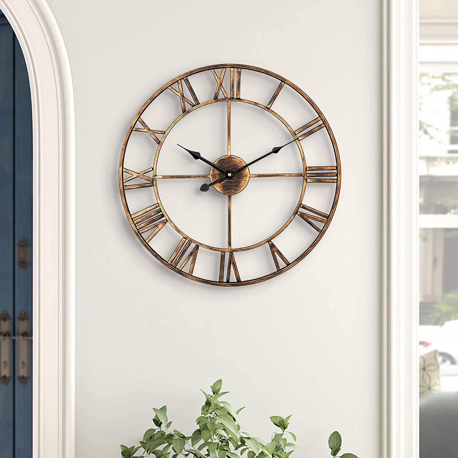 Wall Clock,Retro Analog Golden Metal Clock Ancient Roman Numeral Style Silent Quartz Movement Wall Clock for Home Decor. 
