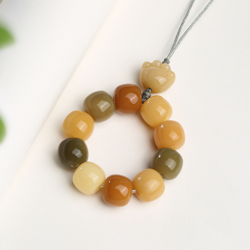 Bodhi root mobile phone chain key chain small handheld finger wrapping soft text play Buddha beads cute cartoon accessories chain manufacturers wholesale