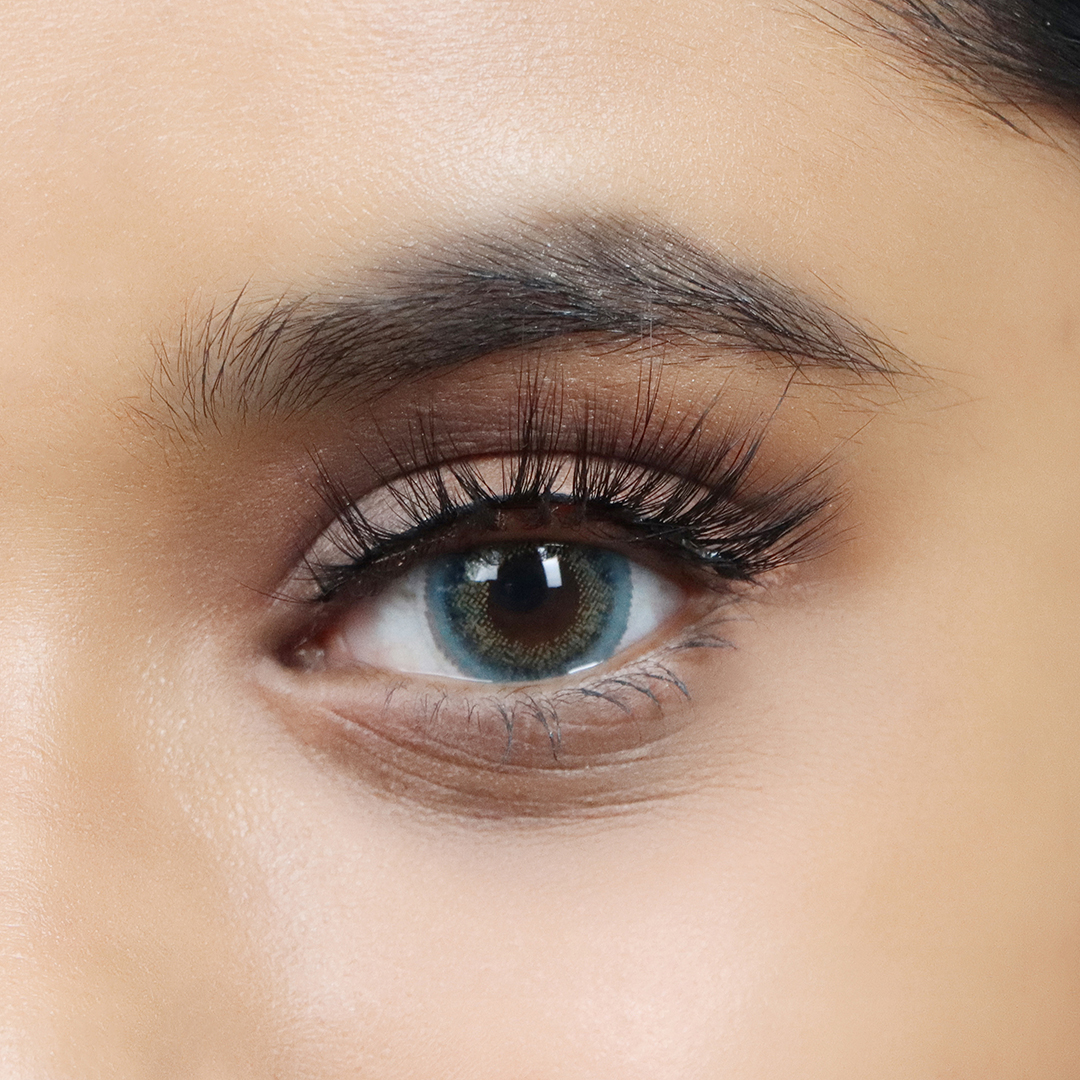 TIS Party Queen Eyelashes from Classic collection - Premium quality Eye lashes-1 pair lash in each box - By Canadian Brand This is She. 