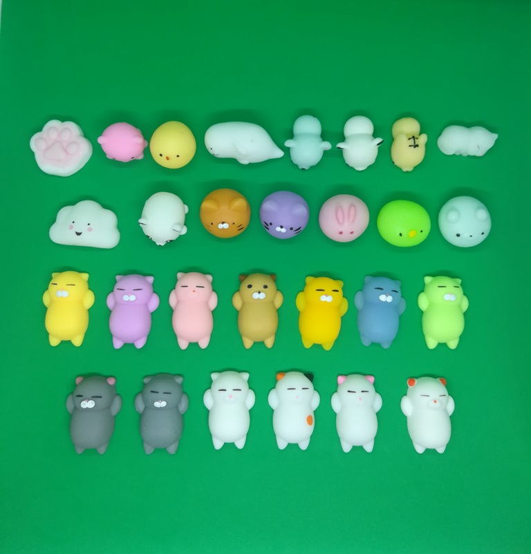5 Pieces Mochi Squishy Set. 