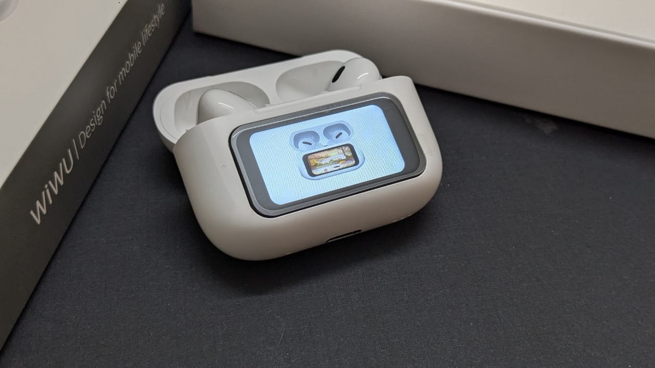 WiWU T22 ANC True Wireless Earbuds with LCD Touch Screen. 