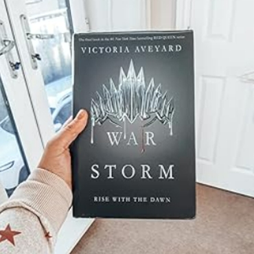 War Storm  (  Red Queen #4  )   (  Book by Aveyard Victoria  )   (  Premium Print and Matte Lamination  ). 