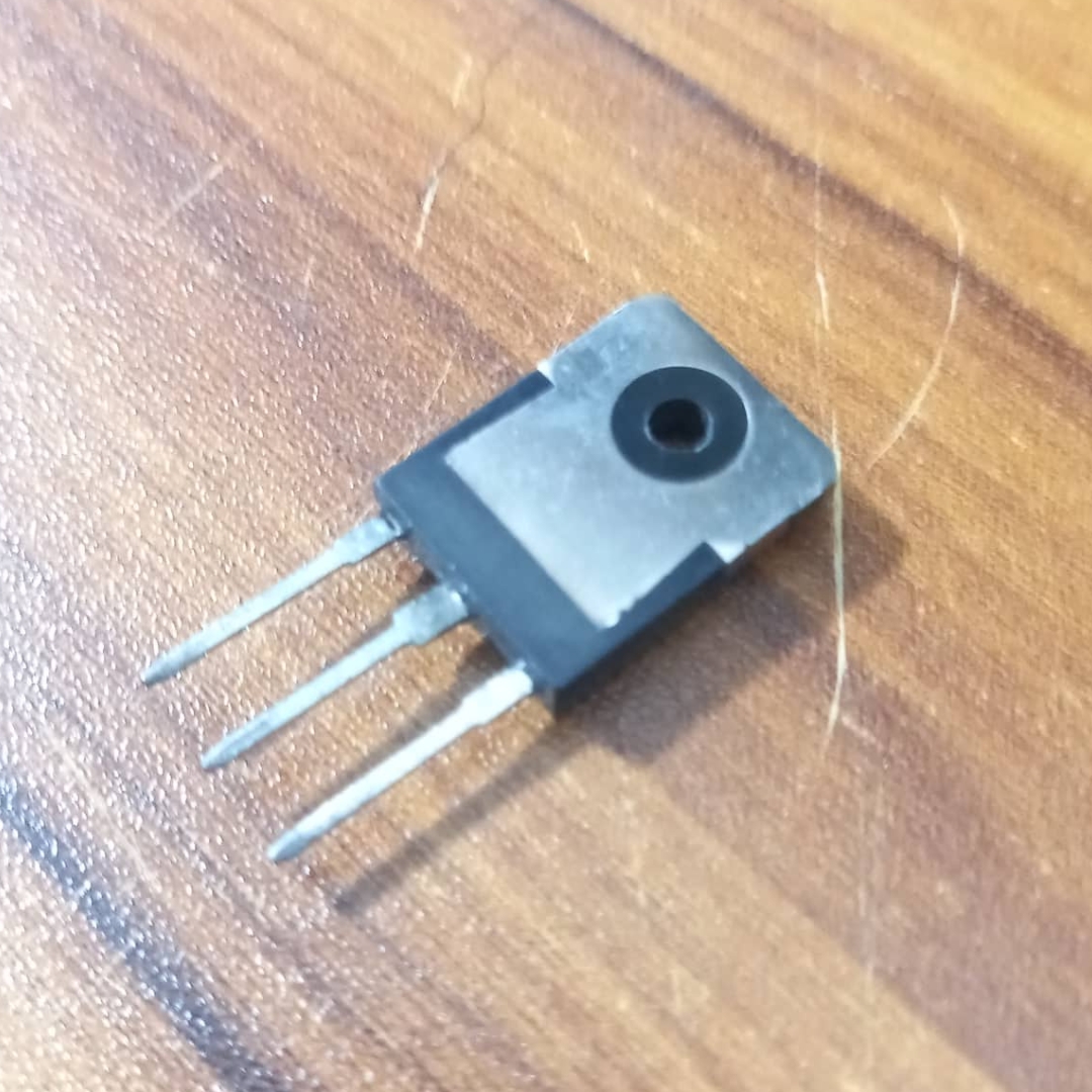 2SK2850 2SK-2850 K2850 2850 MOSFET 6A 900V 125W TO-3P Field Effect Transistor Silicon N-Channel Power MOSFET Transistor Leads. 