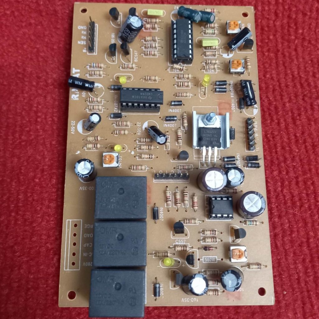 ips Oscillation Control Circuit Board. 