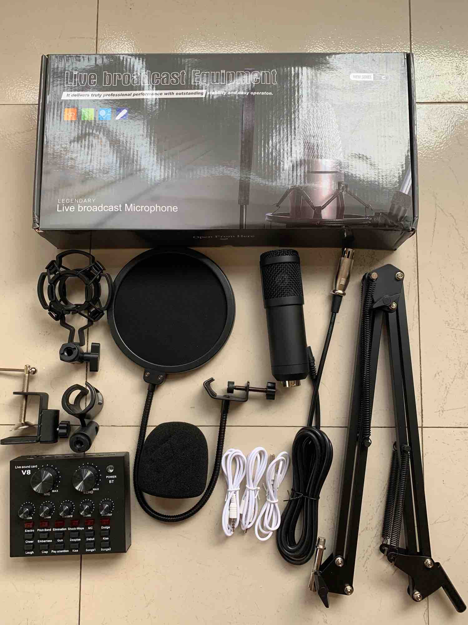BM 800 Studio Microphone Kits With Filter V8 Sound Card Condenser Microphone Bundle Record Ktv Karaoke Smartphone Microphone. 