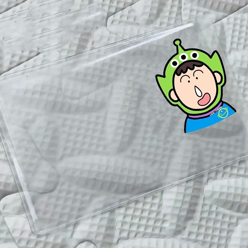 Identification Card Portrait Crayon Shin-Chan Container Holder Bus Business Case Bank Credit ID Card Transparent Holder Cover. 