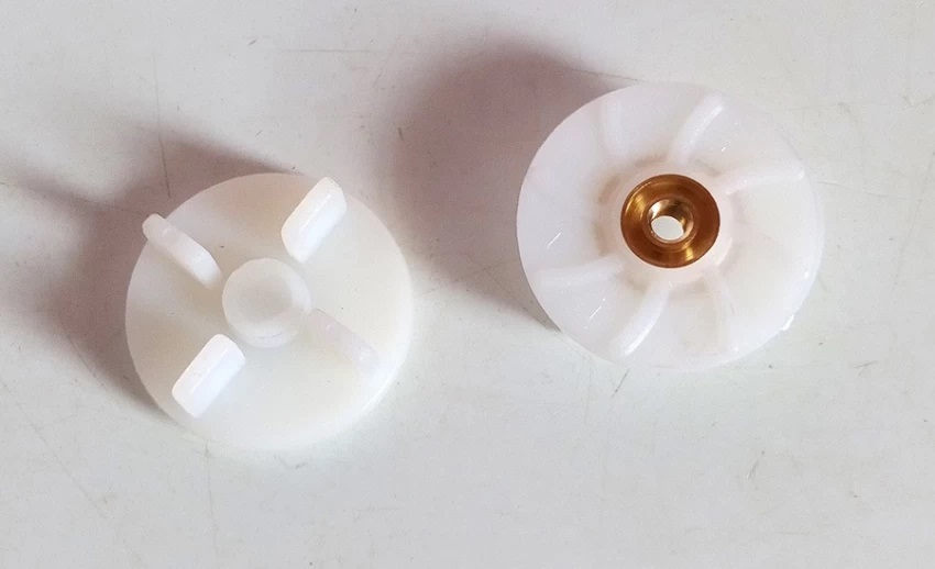 PREETHI 4cm, 4 Teeth, Screw type MIXER GRINDER JAR COUPLER / SPARE PART Eco, Twin ECo plus Models. 