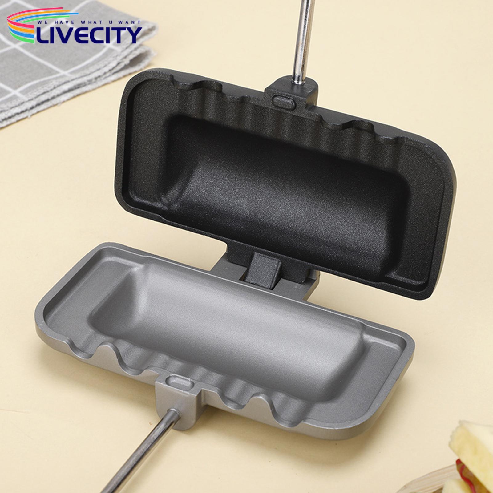Sandwich Baking Pan Ergonomic Handle Sandwich Baking Pan with Removable Handle. 