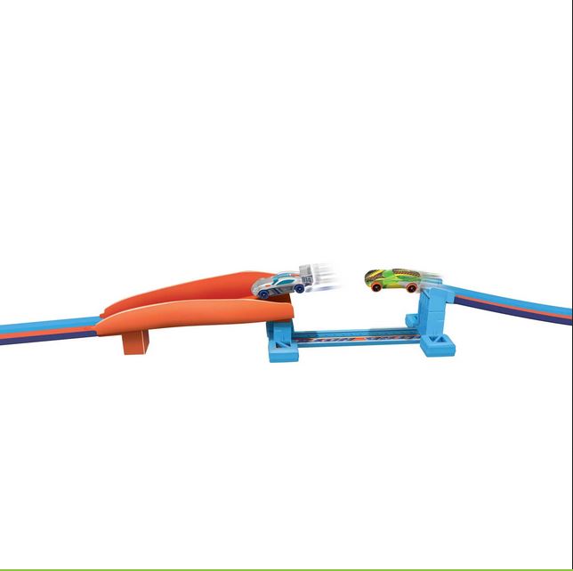 Hot Wheels HPX93 Ultra Hots Downhill Loop Jump Trackset. 