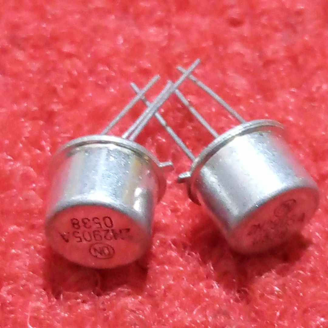 A Class 2N2905 2N-2905 2905 PNP Transistor 40V 800mA 800mW Bipolar Transistor TO-39 Metal Case 3 Pin Leads. 