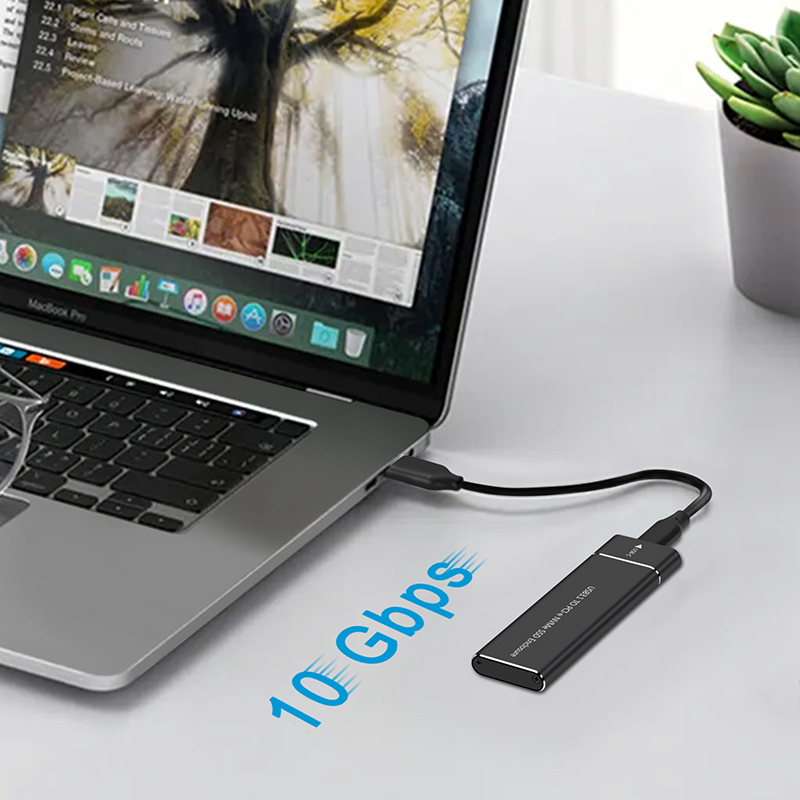 M.2 NVMe SSD Enclosure Adapter Aluminum Case USB C 3.1 Gen2 10Gbps to NVMe PCIe External Box for 2230/2242/2260/2280 M2 NVMe SSD. 