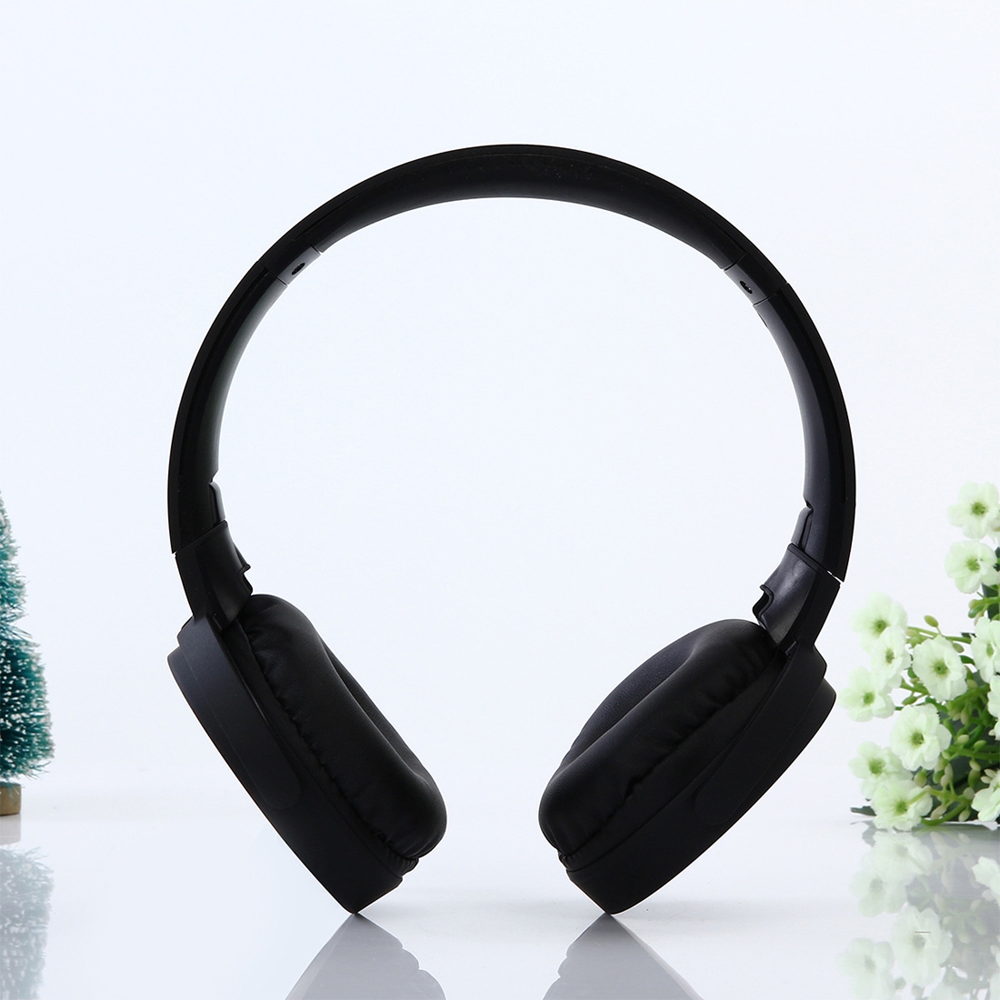 MDR-XB650BT Headband Folding Stereo Wireless Bluetooth Headphone Headset, Support 3.5mm Audio Input & Hands-free Call. 