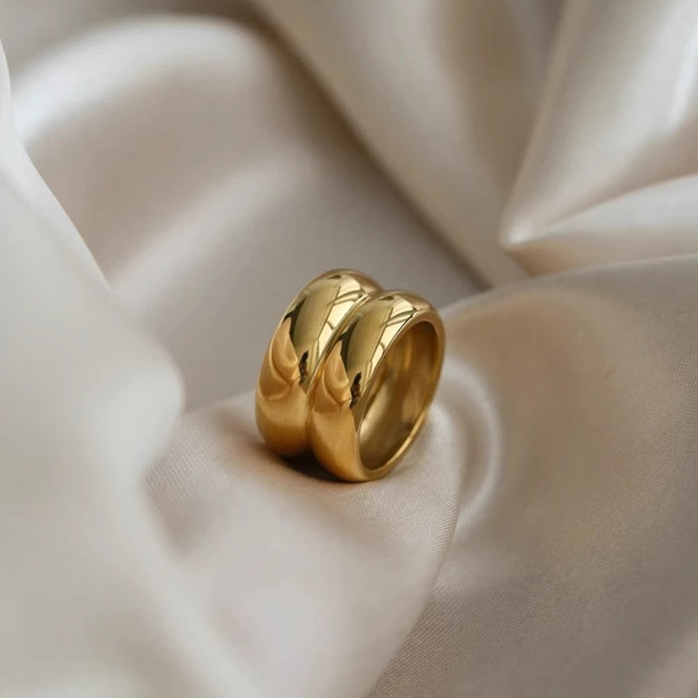 Cross-border hot-selling new fashion ring women's wide-brimmed double-layered ring European and American style simple high-end titanium steel hand jewelry