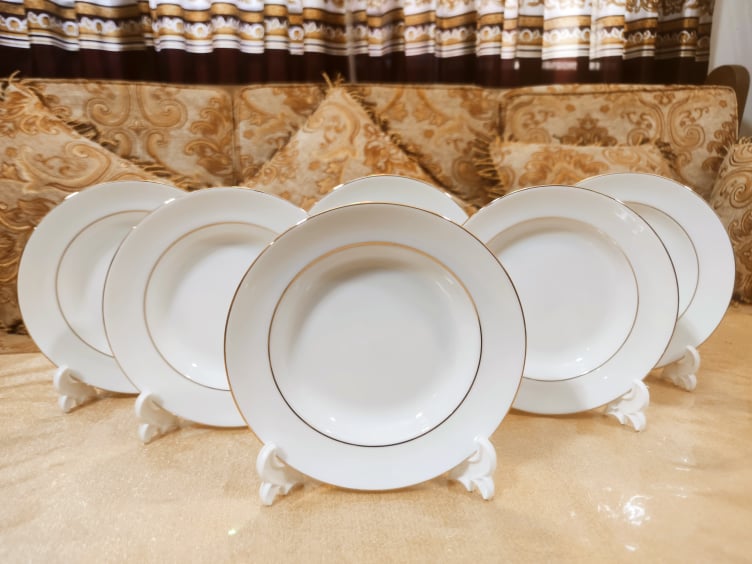 White With Golden Line Half Plate Set 7 Inch 6 Pcs Set. Porcelain Deep Cook Plate Set 7 Inch , Ceramic Sauce Plate , Cake Plate Or Salad Plate Set.